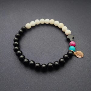 Bracelet Catholique en couleurs de DM Sacré Design sur www.dmsacredesign.fr
